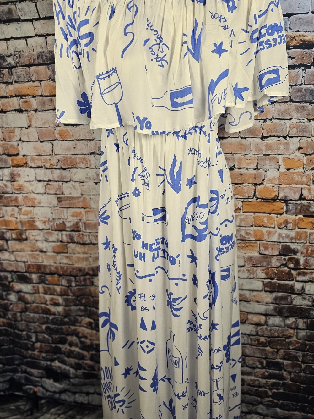 Label of Love Off Shoulder Maxi Dress Blue White Mediterranean Print Small NWT - Picture 6 of 8